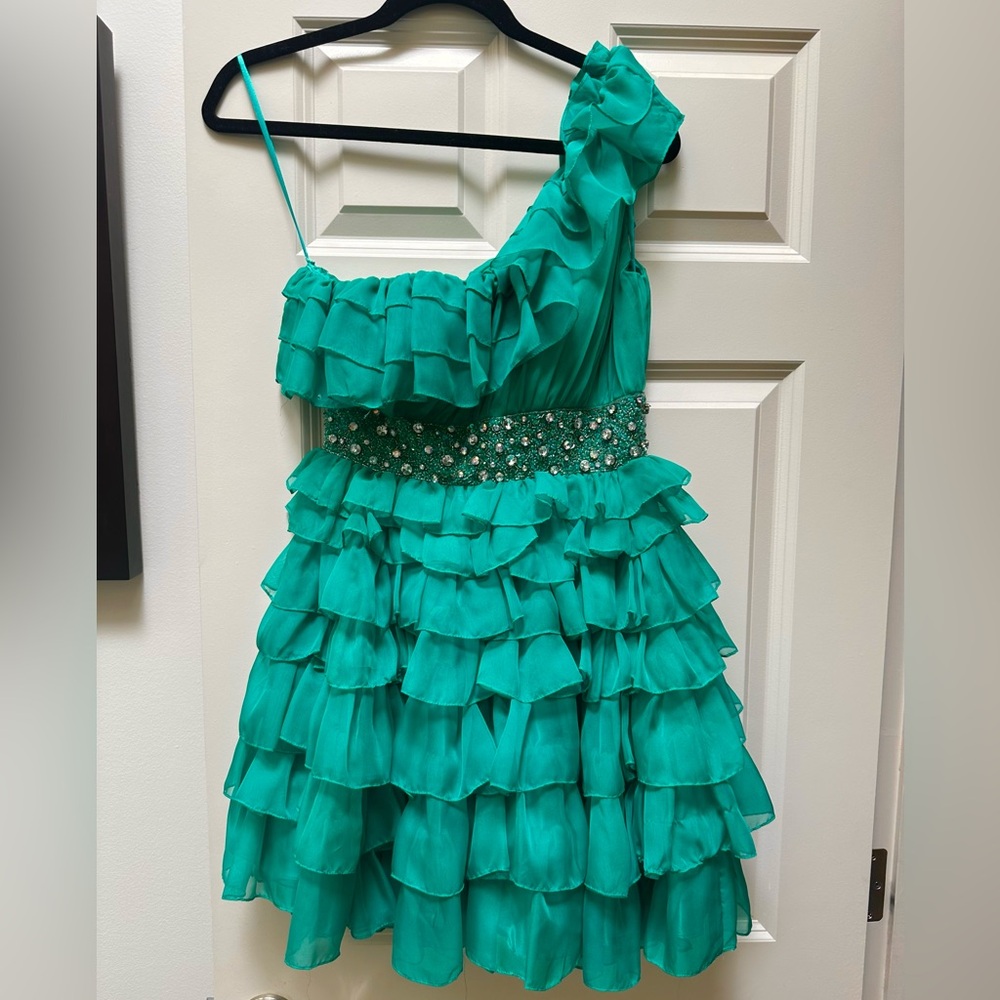 Cassandra Stone Emerald Green Short Formal Dress Prom Homecoming Rhinestones